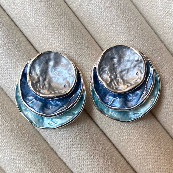 ✨Sundance Artesia Earrings - Picture 2 of 11